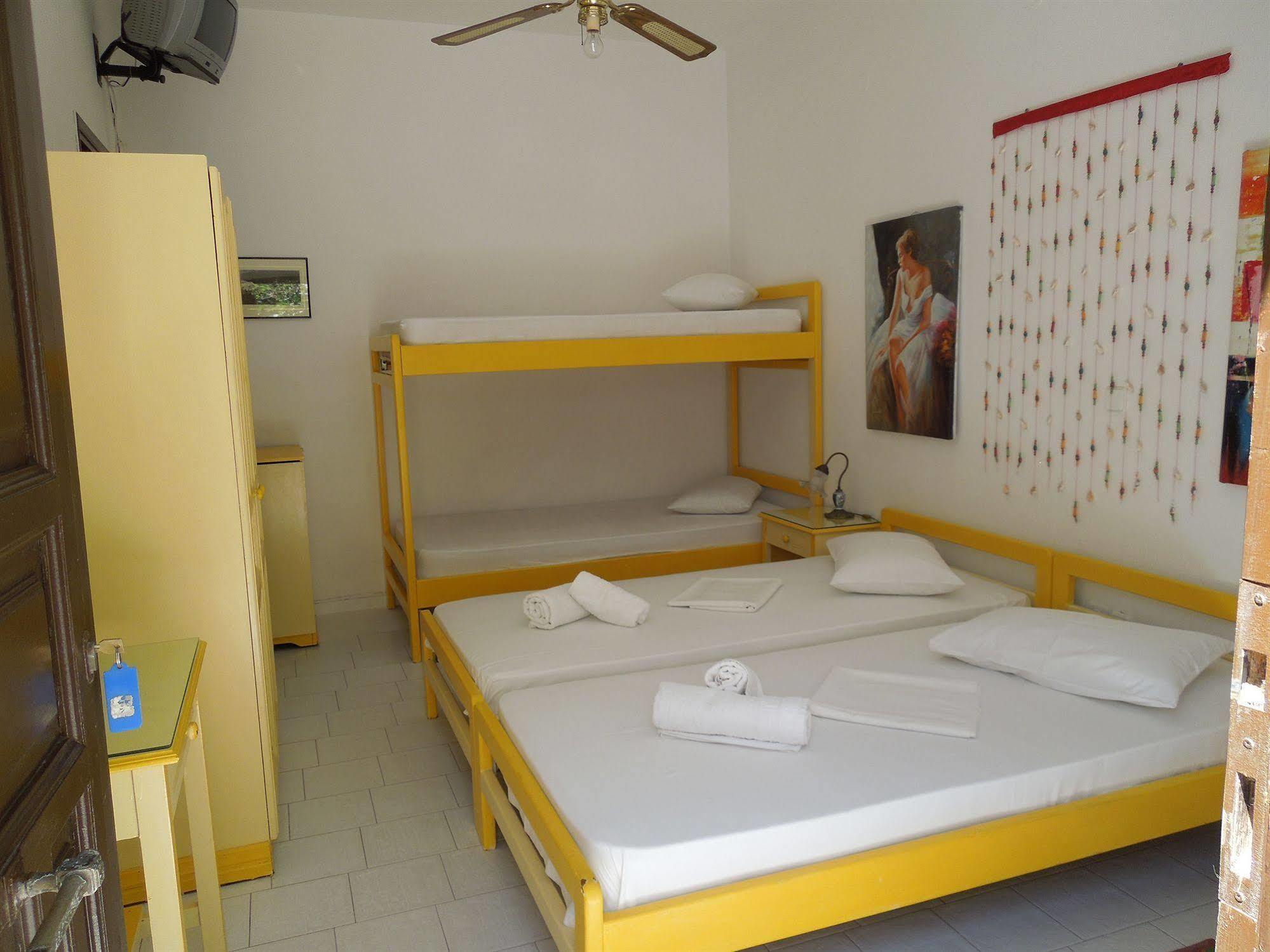 Albatross Hotel Livadi  ห้อง รูปภาพ